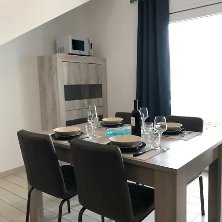 Apartamento Tramonto Sea-front Valledoria (Sardinia)