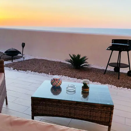 Apartment Tramonto Sea-front *