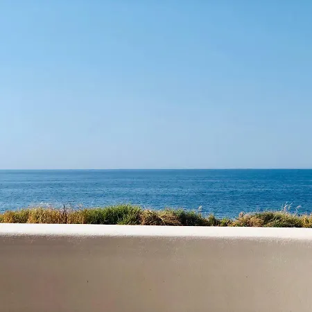 Διαμέρισμα Tramonto Sea-front